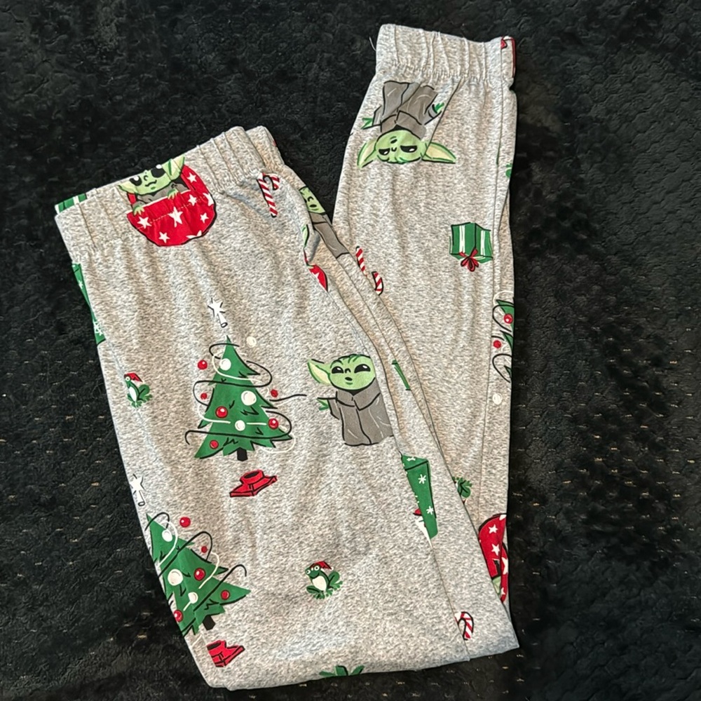 Baby Yoda Christmas PJs 🎄